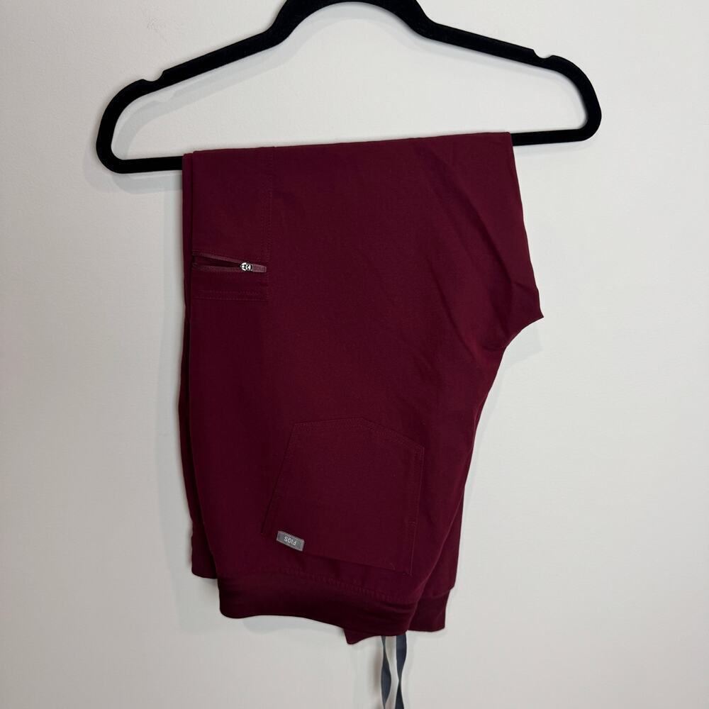FIGS Women's Zamora High Rise Jogger Burgundy Size Large